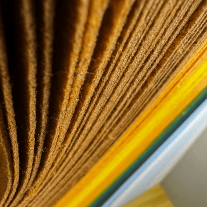 Modern Stylish Art Cat Scratcher by taibaak – Crafted with premium, durable felt for a modern decorative touch – Eco-friendly design that doubles as art-inspired cat furniture and a stylish home décor solution for you and your cat.